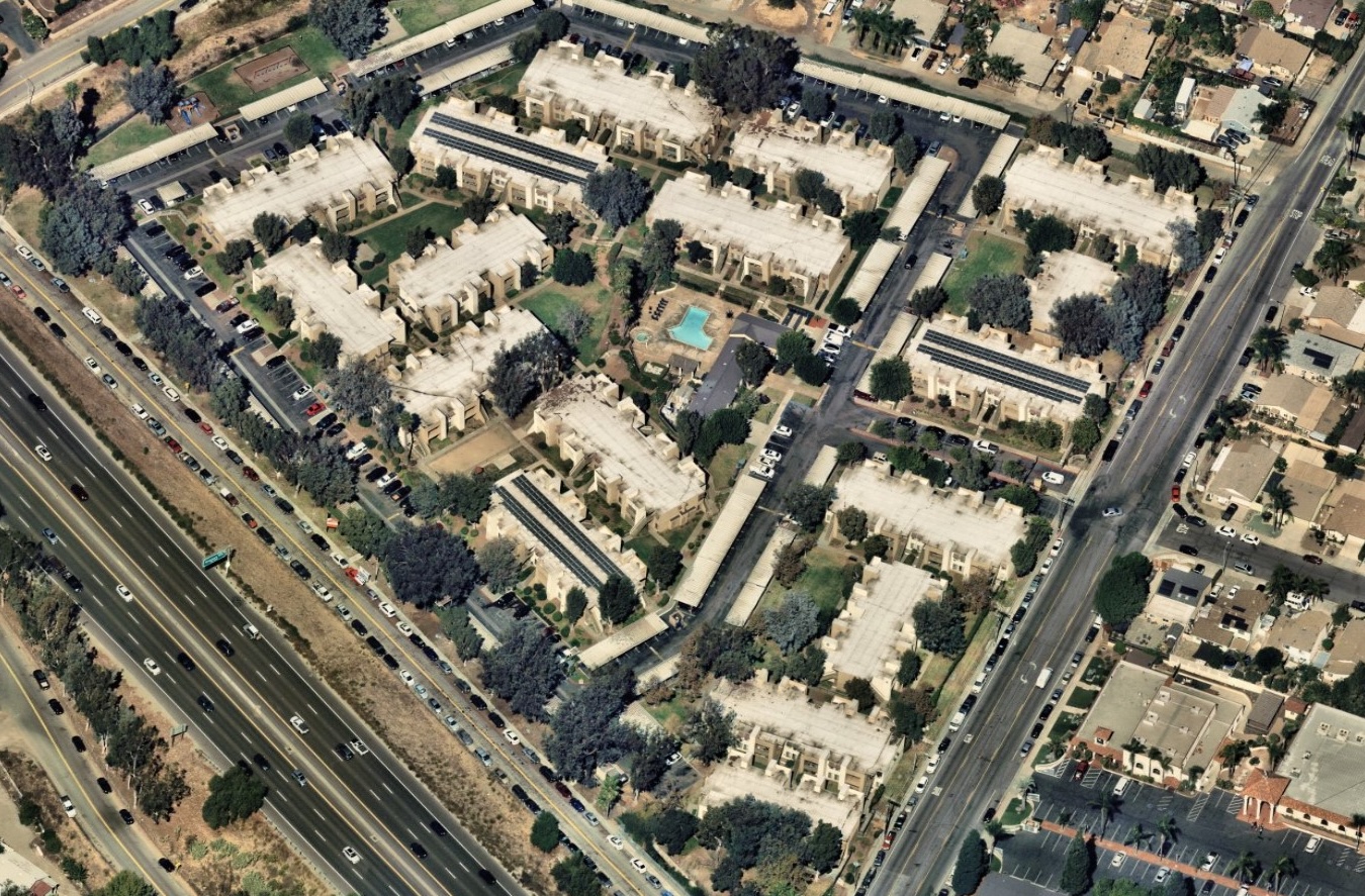139kW multi-building solar installation at apartment complex in Vista by Keen Energy